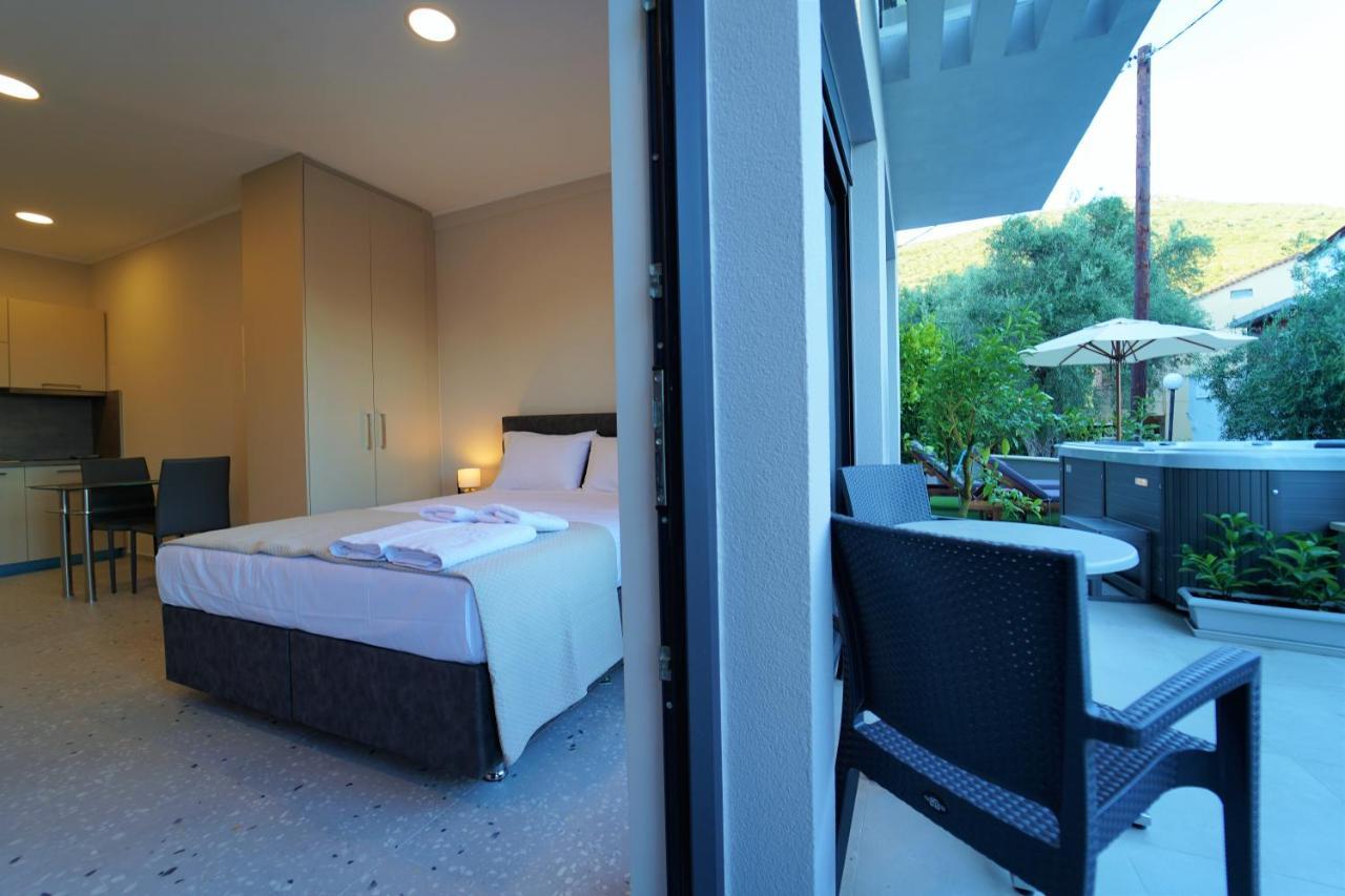Moonlight Suites Parga Extérieur photo