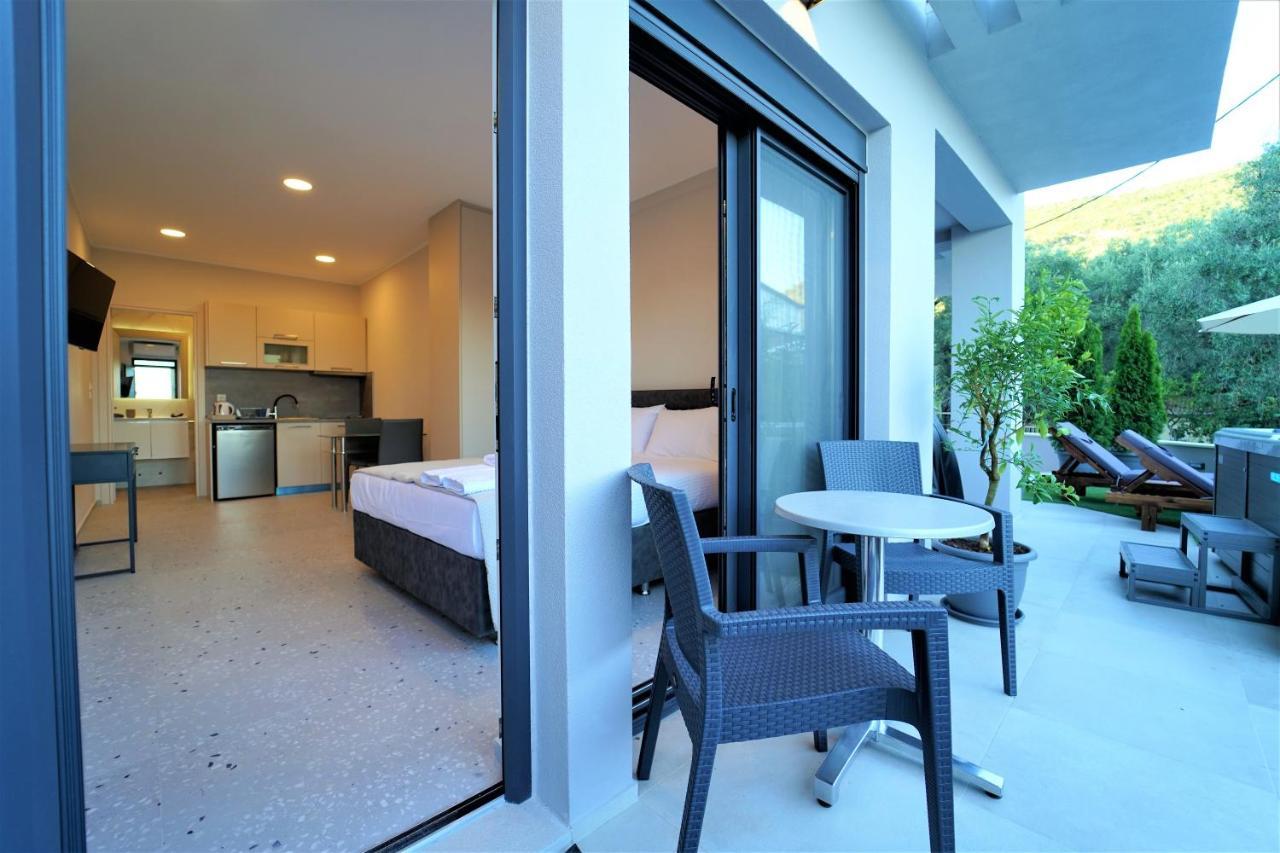 Moonlight Suites Parga Extérieur photo